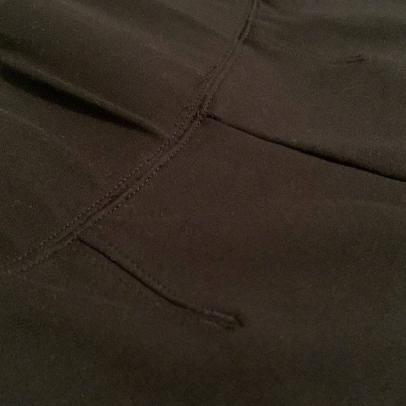 Lilly Pulitzer 28" Mia High-Rise Knit Legging Small Black - Picture 11 of 14